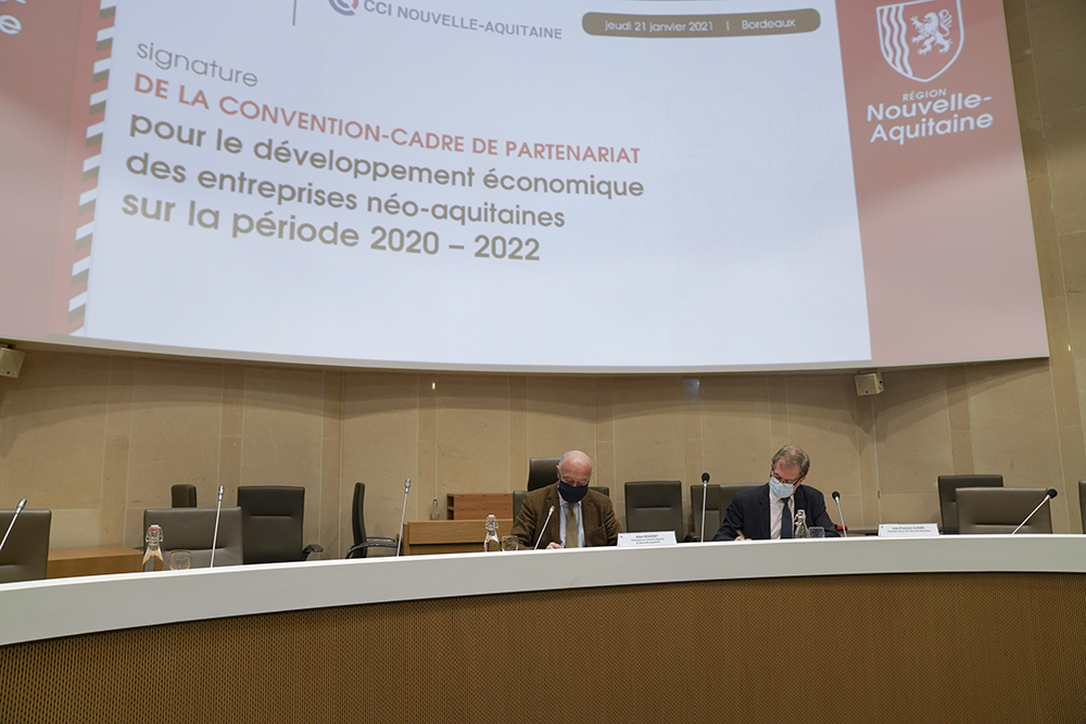 Signature de la convention CCI Région
