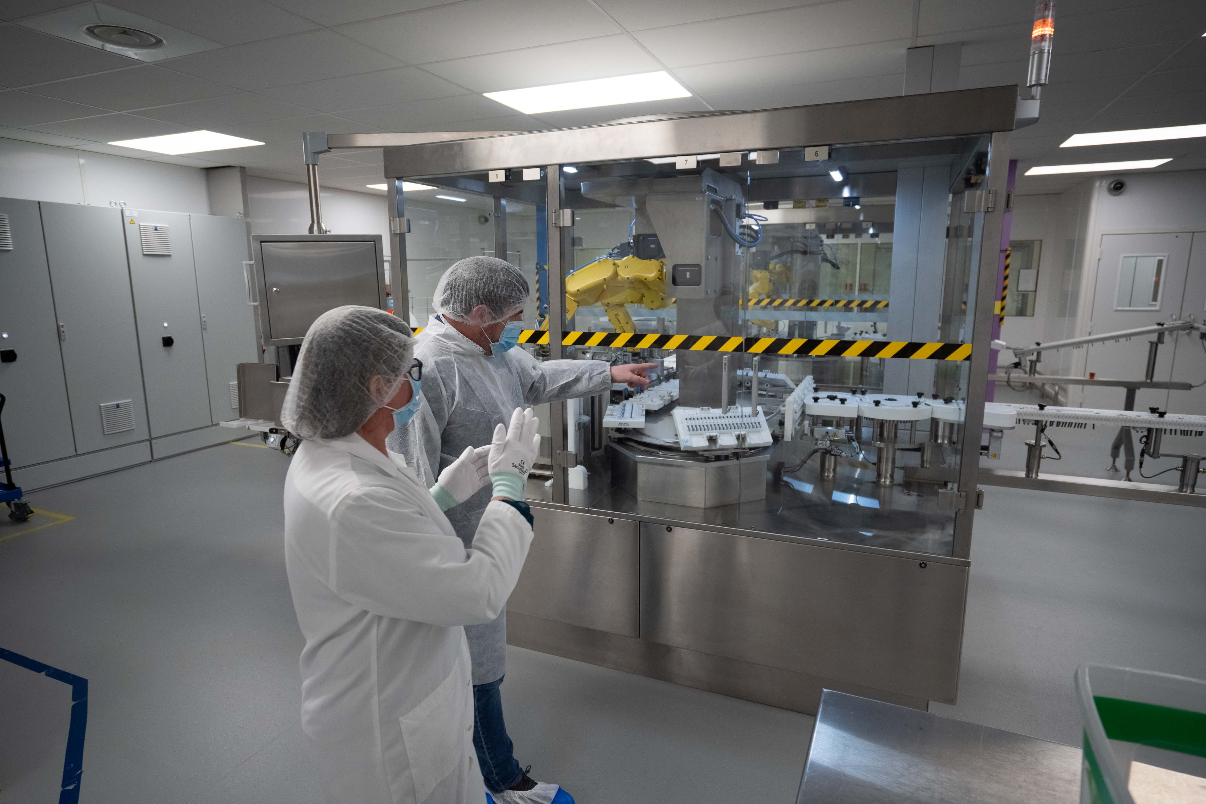 Réception des lots de seringues préremplies à Catalent Limoges