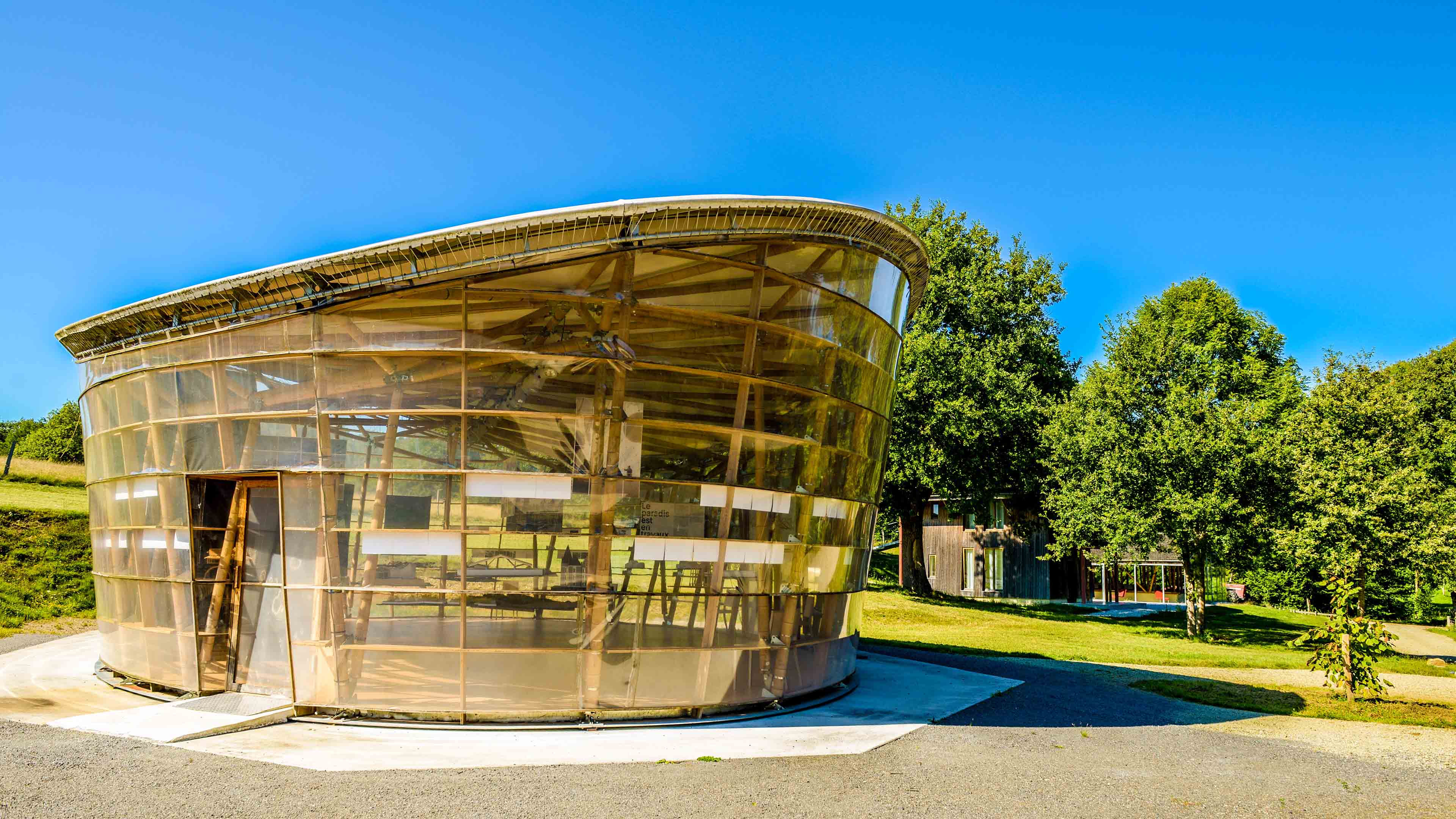 Le pavillon en bambou du Domaine de Boisbuchet, à Lessac