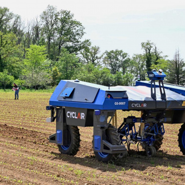 Agriculture : un robot désherbant autonome alternative aux herbicides
