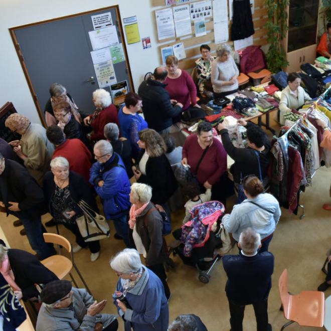 La Ruche élargit son « essaim »