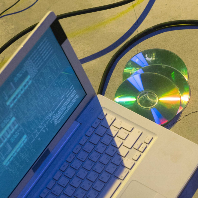 Le documentaire libre « Responsables du Numérique » 